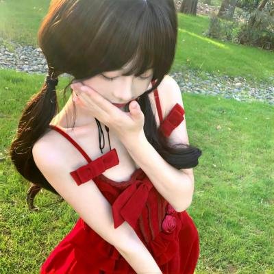 公寓里的两个女人